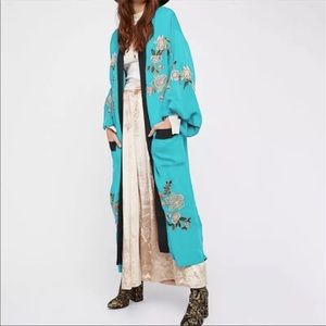 Beautiful duster lite coat blue brand new